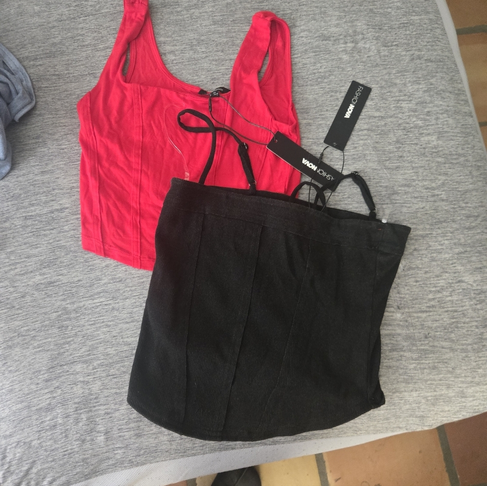 FASHION NOVA Red and Black Crop Tops Size MEDIUM